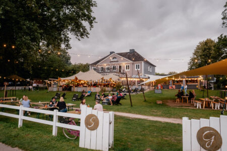 Restaurant Geschenk Gutschein Goldschätzchen Wein- und Biergarten in 